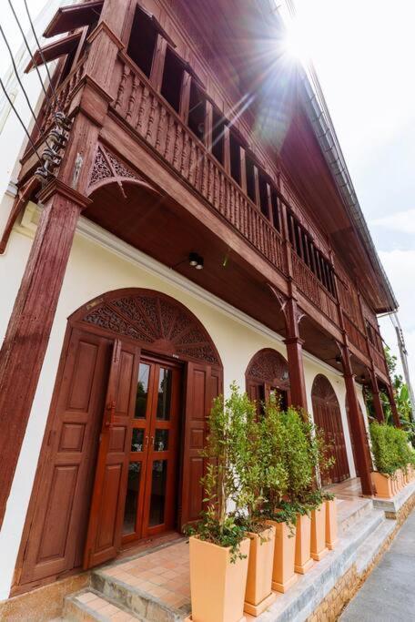 Ferienwohnung Solo - Fong Lee Cc Lampang Walking Street Exterior foto