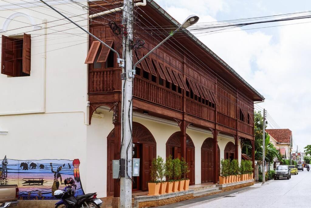 Ferienwohnung Solo - Fong Lee Cc Lampang Walking Street Exterior foto